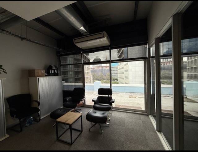 372M² OFFICE TO LET IN CAPE TOWN CITY CENTRE